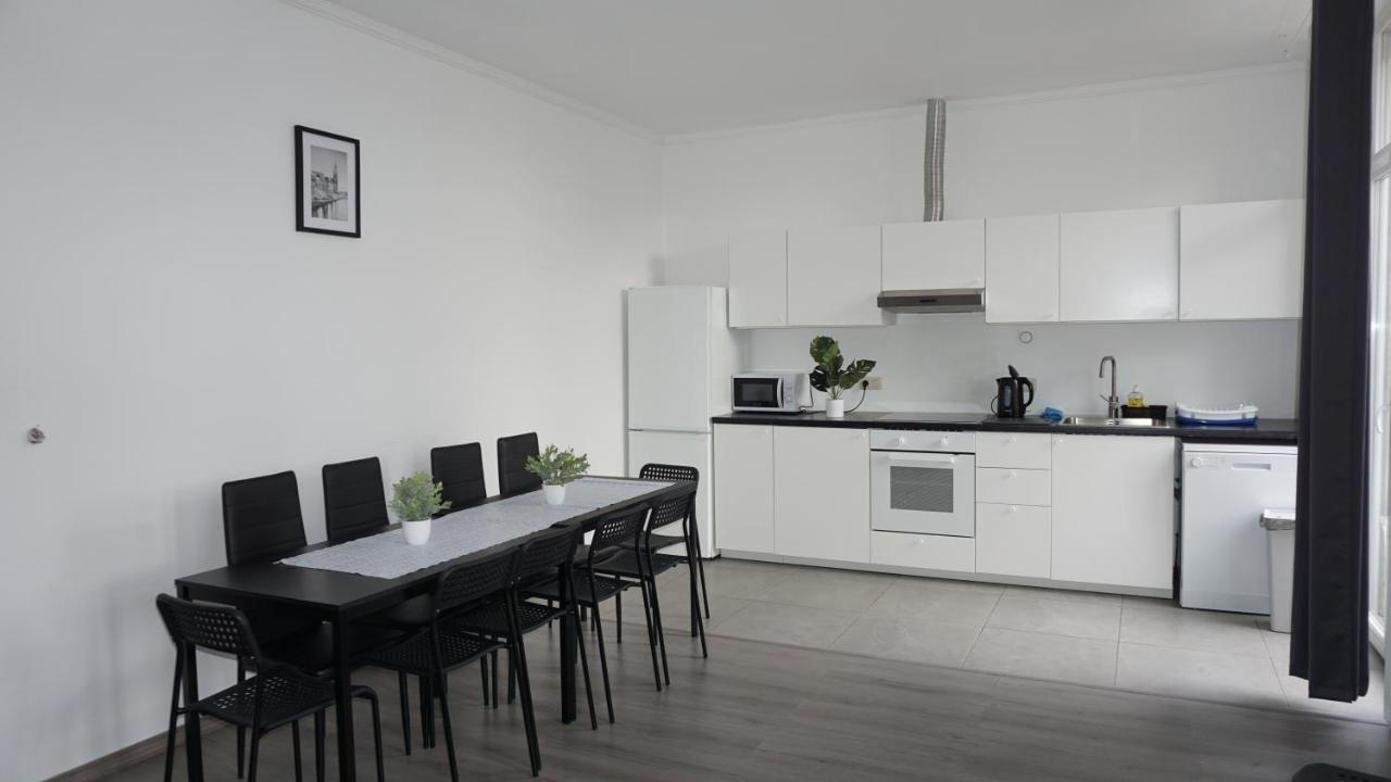 Apartments Plantin 3 Sleeping Rooms 2 Bathrooms. Антверпен Экстерьер фото